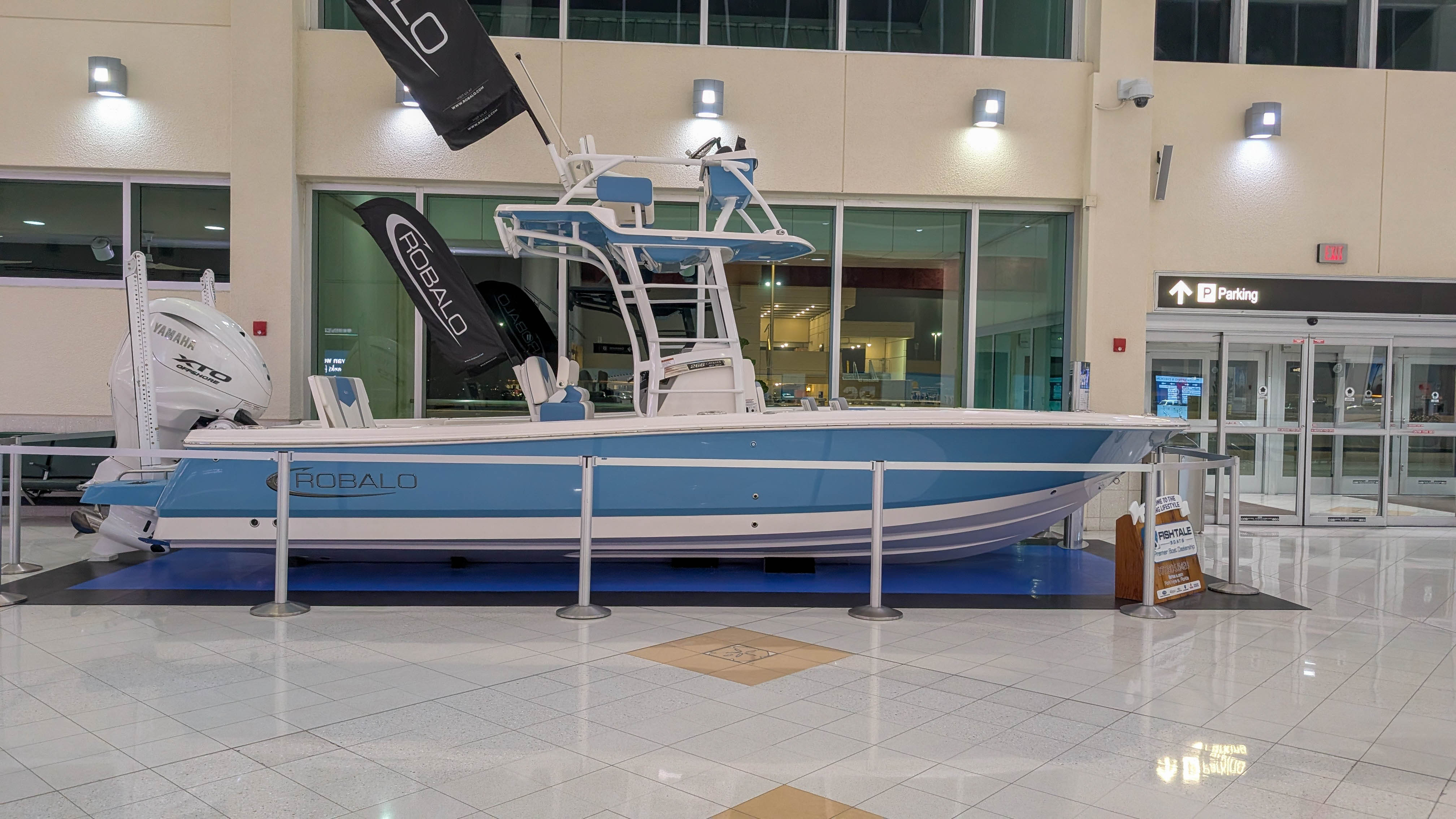 2026 Robalo 266 Cayman SD — photo 2
