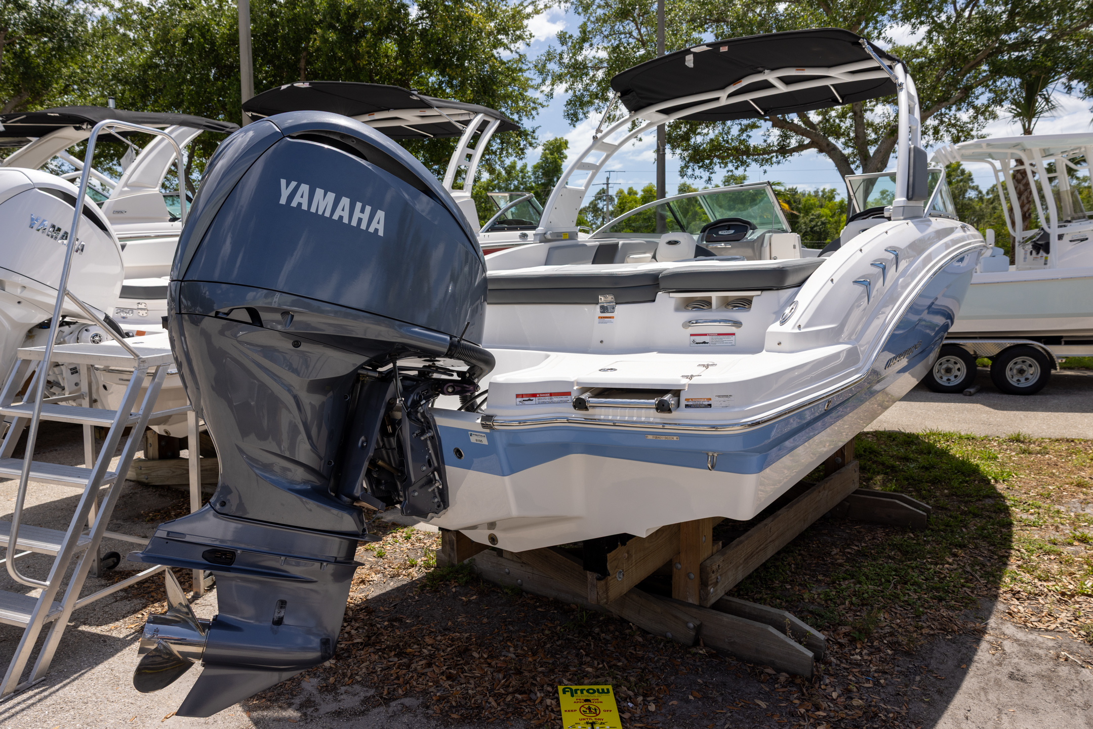 2024 Chaparral 23 SSi OB — photo 3