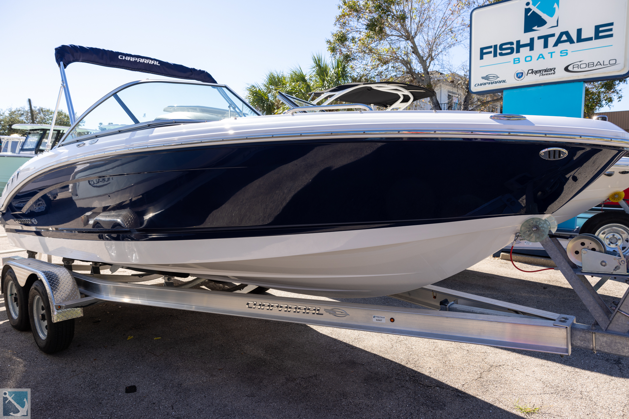 2025 Chaparral 21 SSi OB — photo 2