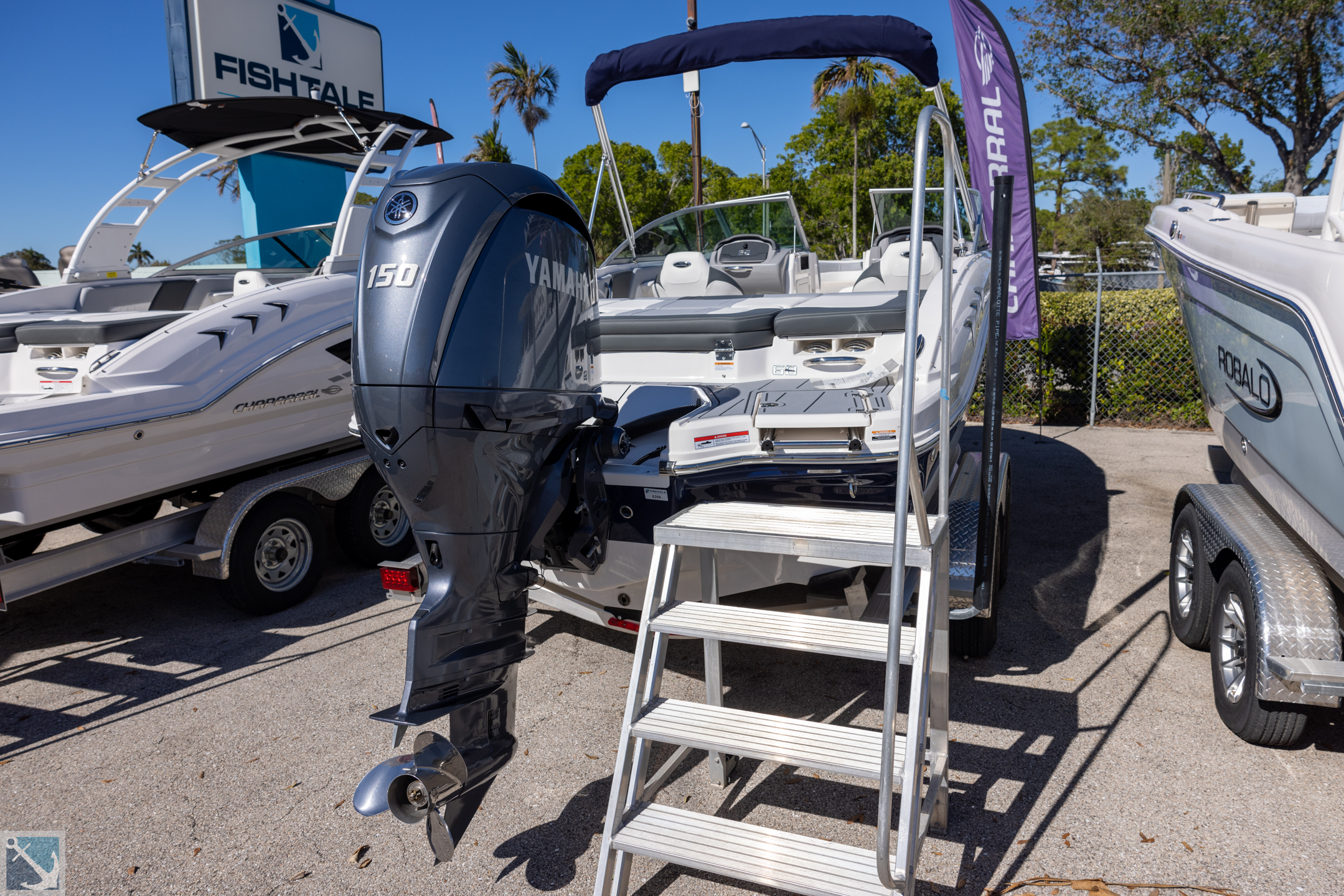 2025 Chaparral 21 SSi OB — photo 3
