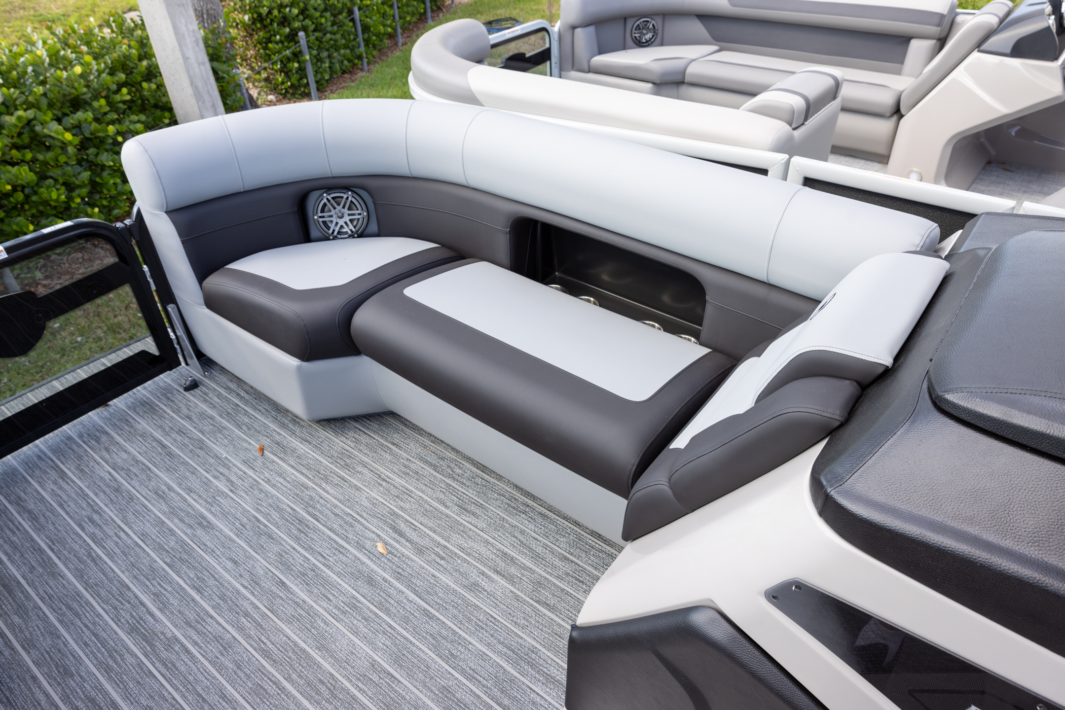 2025 Premier 230 Sunsation RS — photo 2