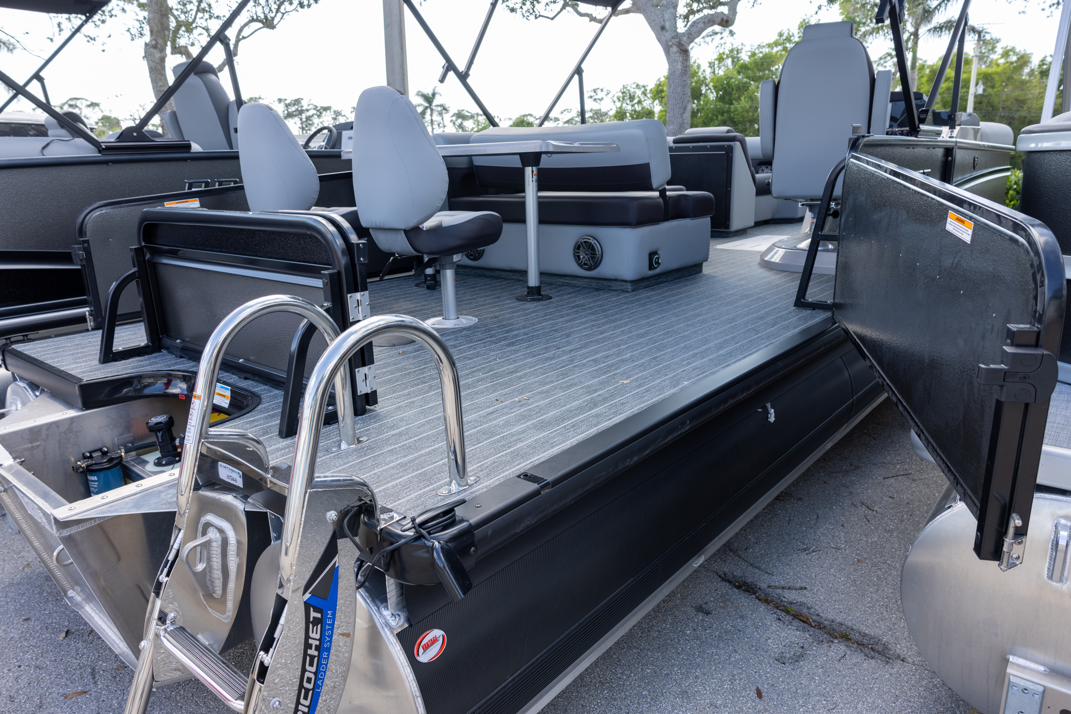 2025 Premier 230 Sunsation RS — photo 3
