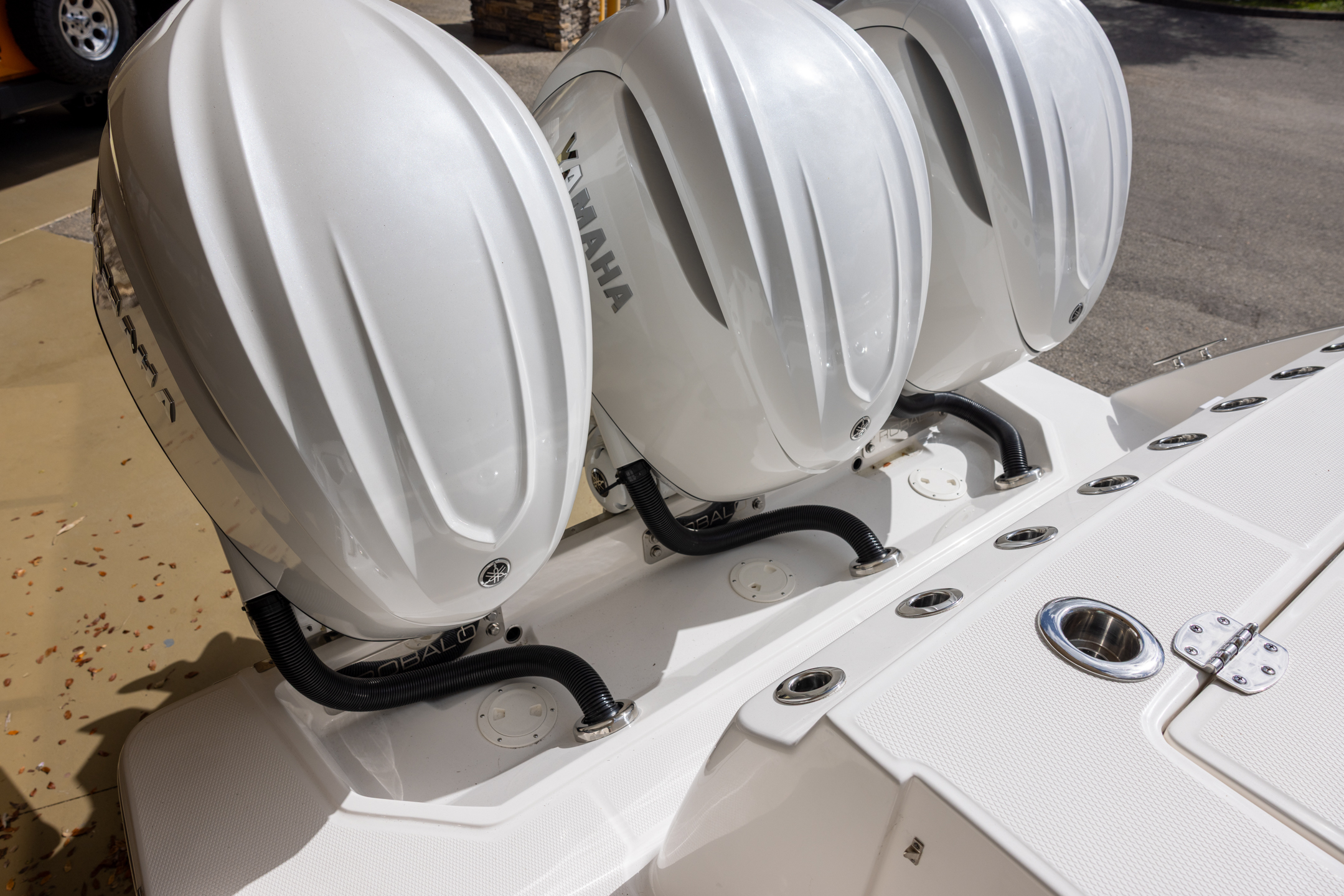 2026 Robalo R360 — photo 4
