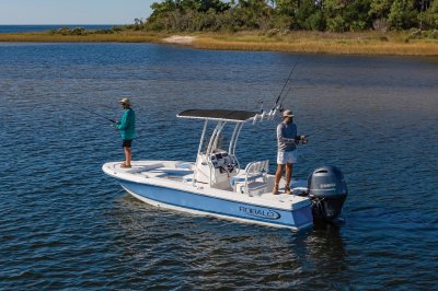 2027 Robalo 206 Cayman Pro
